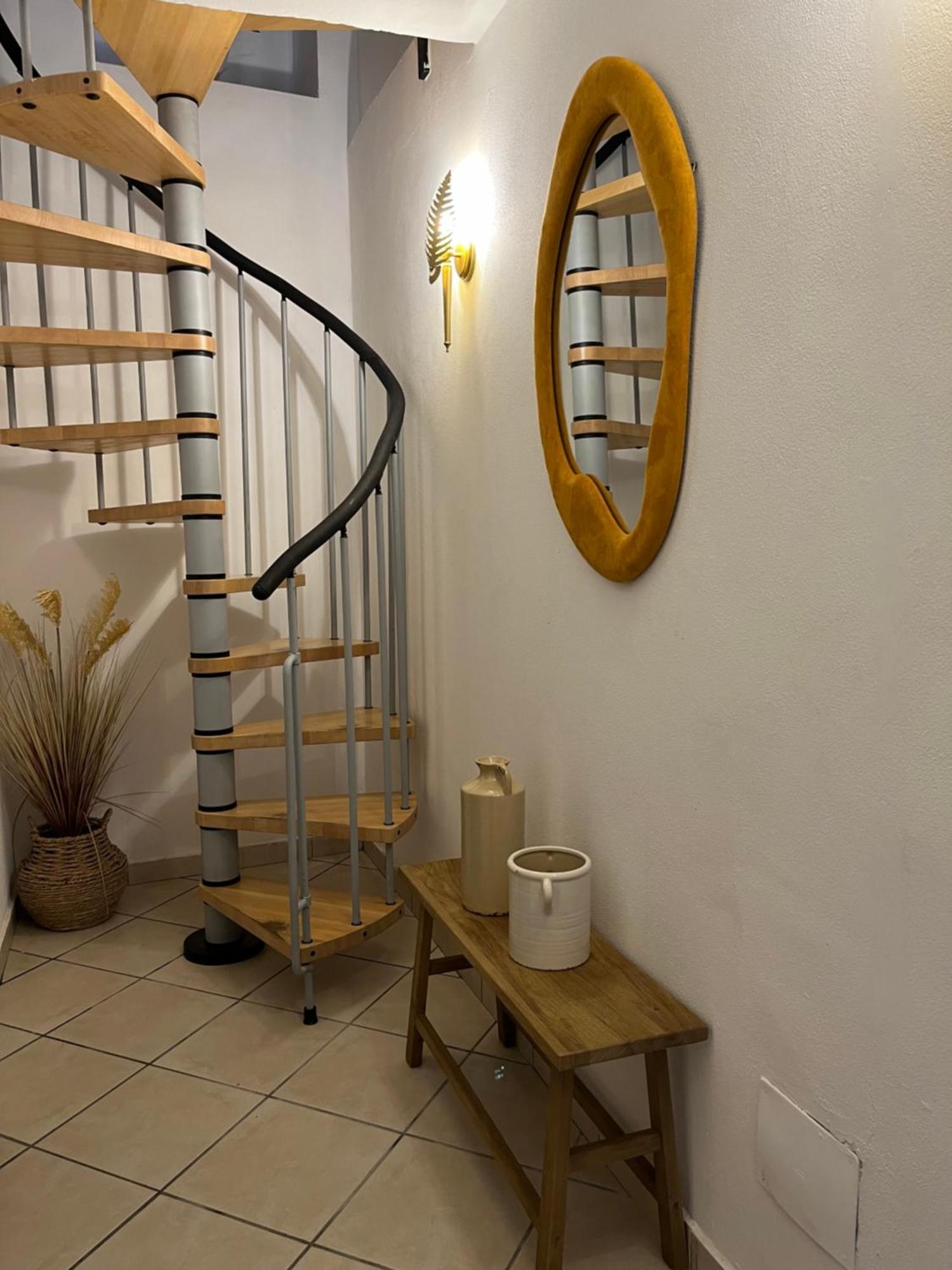 Stupenda Villa Vista Lago 메르고초 외부 사진