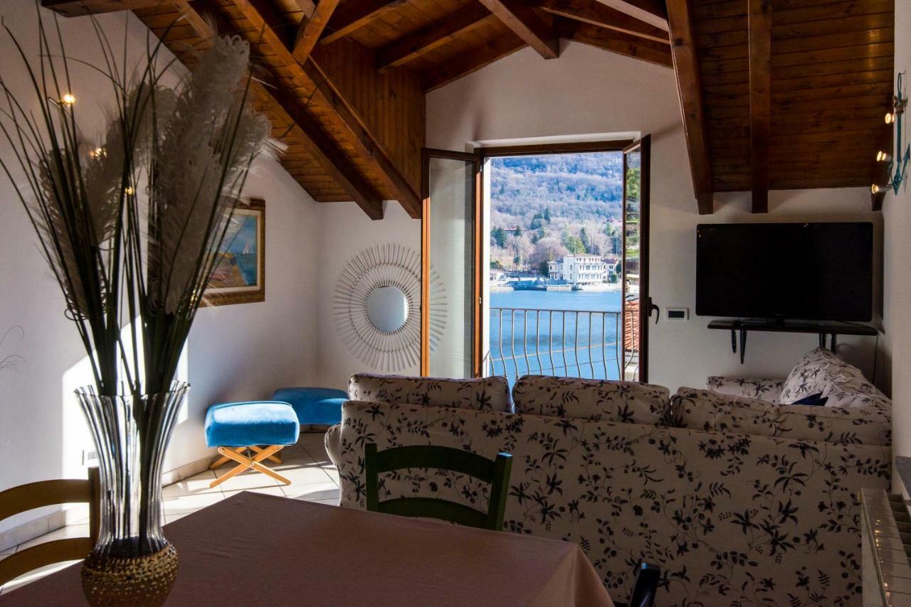 Stupenda Villa Vista Lago 메르고초 외부 사진