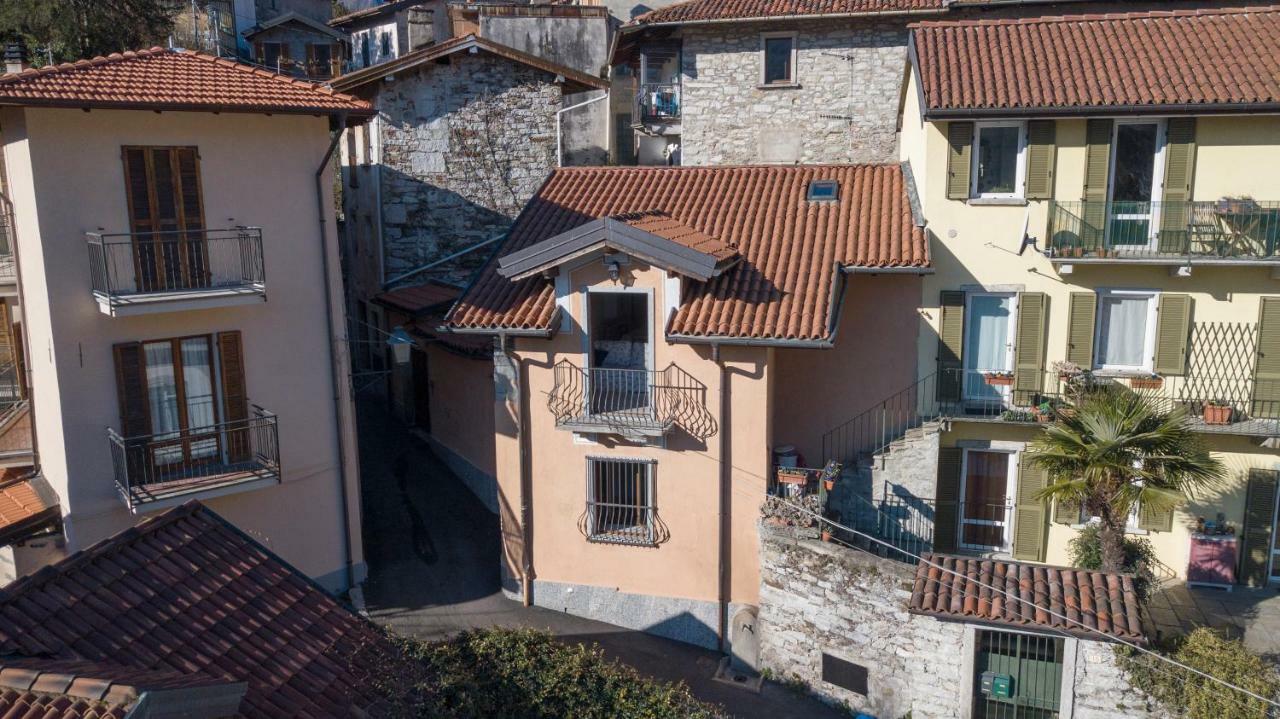 Stupenda Villa Vista Lago 메르고초 외부 사진
